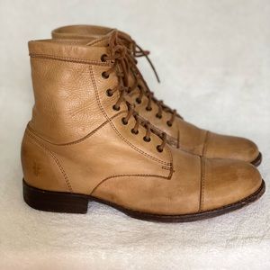 Frye Erin Work Boot, lace up, distressed beige leather, 7.5, style 3474312